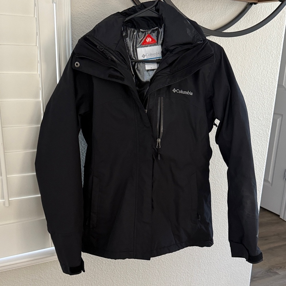 Columbia Dark Jacket with Logo
